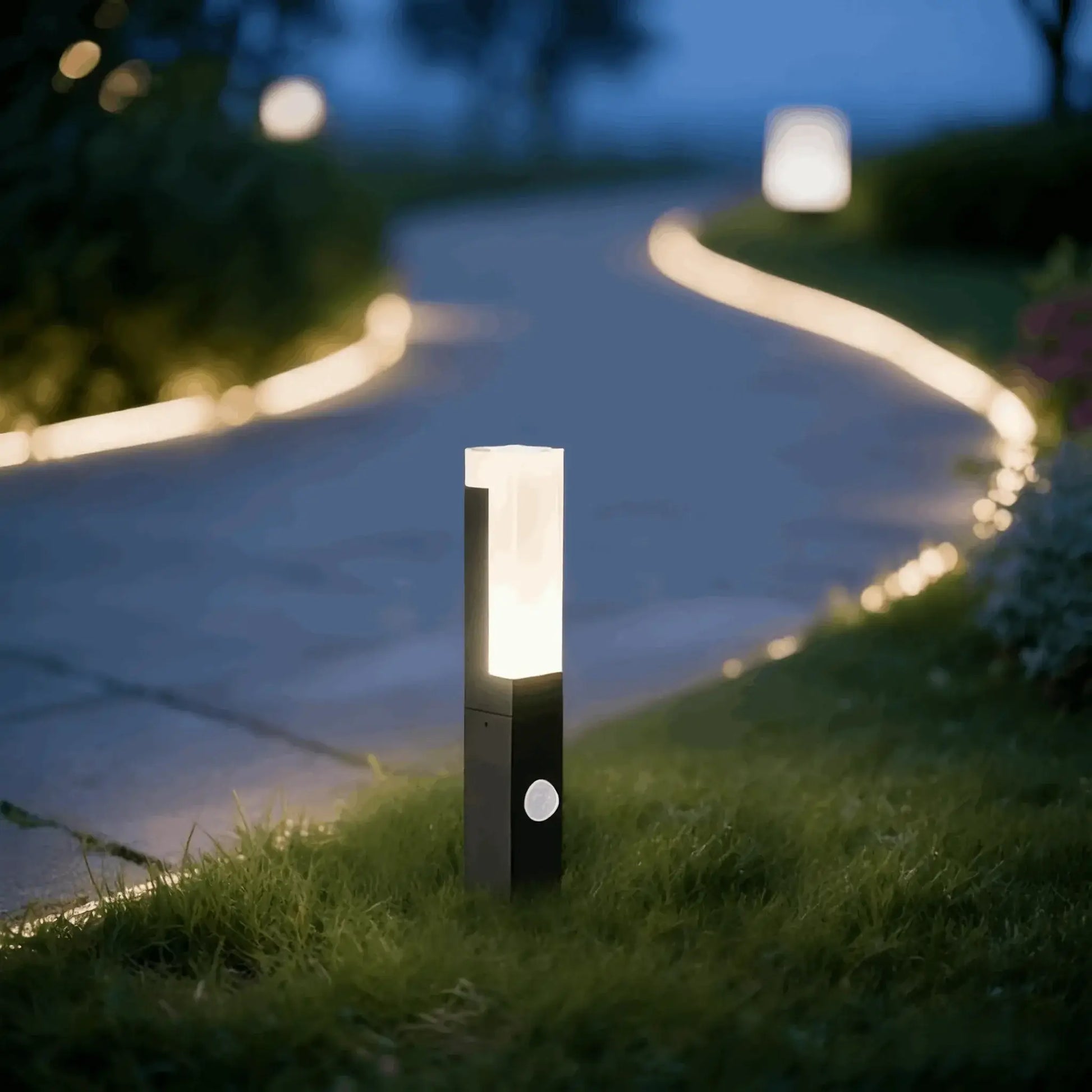 LED Path Light – Outdoor Metal Sensor Lamp for Garden/Terrace