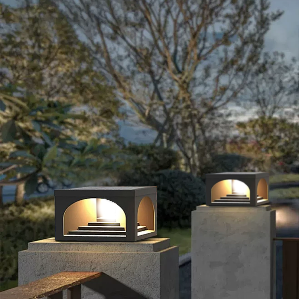 Minimalist Pier-Mount Pillar Light - Black